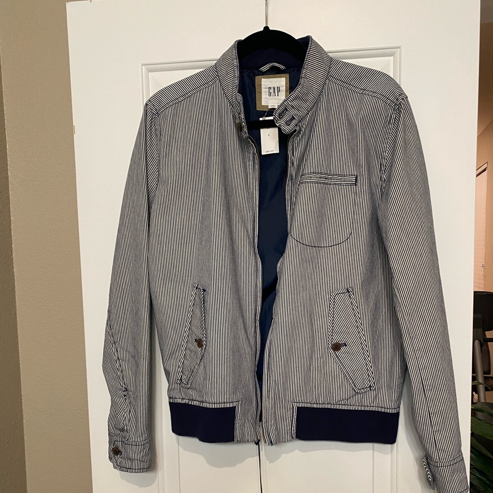 Men’s gap jacket. NWT